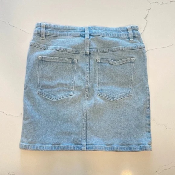 All About Eve Light Blue High-Waisted Denim Pencil Skirt – Size 6 - Picture 5 of 13